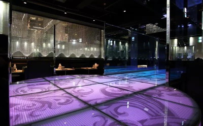 CLUB REVIA/レビアの店内3