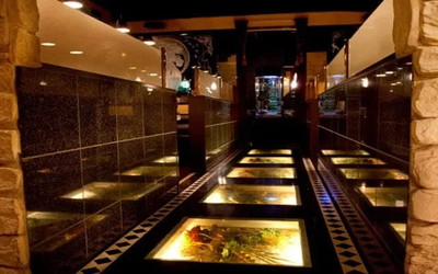 club Sweet/スイートの店内1